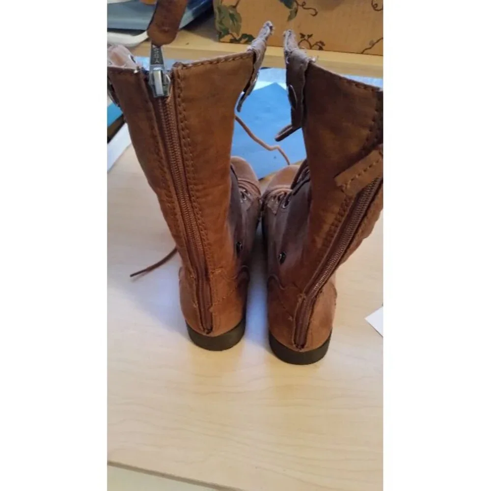 Mossimo Supply Boots